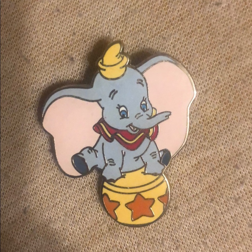 Disney Dumbo Authentic Pin